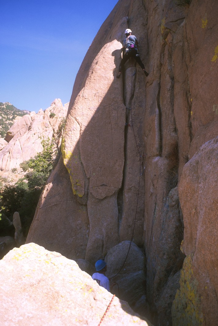 The second pitch (5.8) of Warpaint (the only easy pitch on the route)